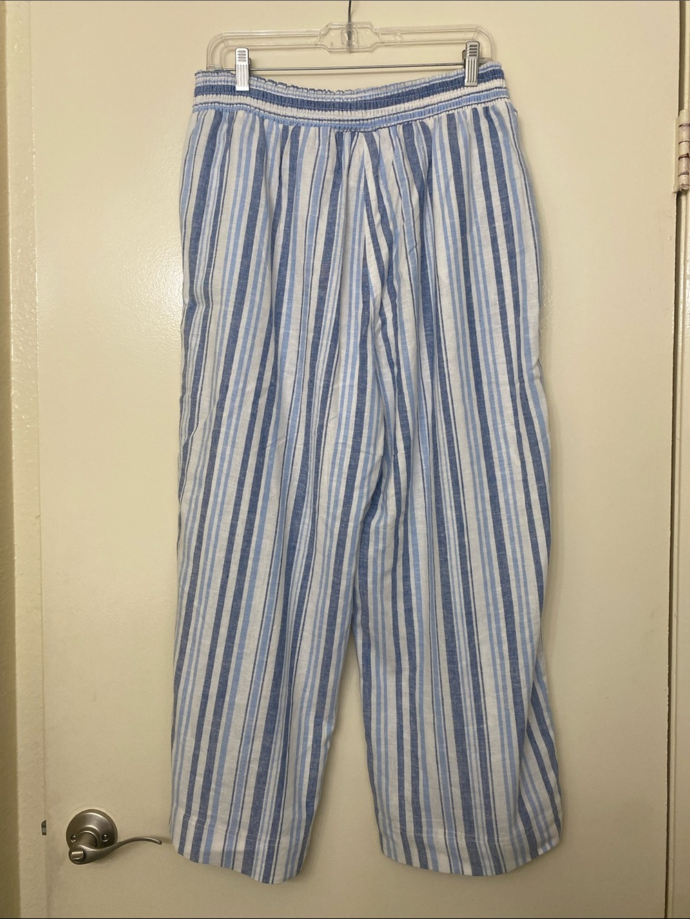 Blue and White Striped Elastic-Waist Linen Blend Pants - Picture 4 of 5